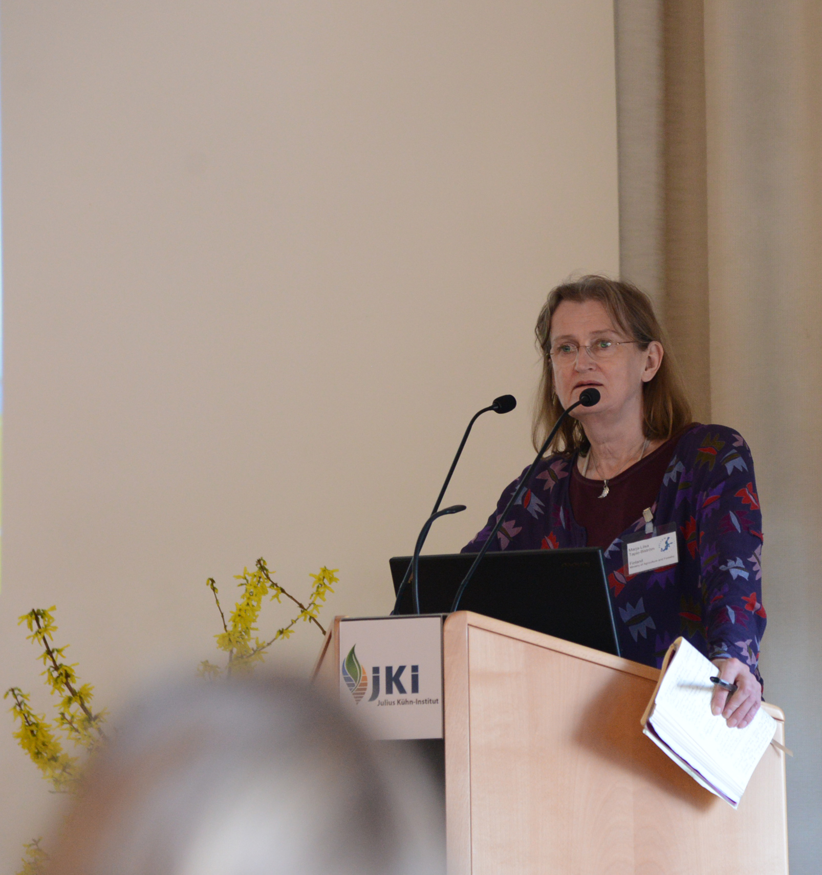 – Emme voi ainoastaan puhua fosforista, vaan meidän on ajateltava koko ruokaketjua ja sen vaikutuksia, painotti Tapio-Biström esityksessään.